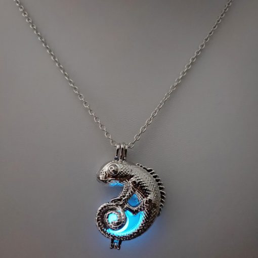 ChameleonFarm Sötétben világító kaméleonos nyaklánc | Kék
